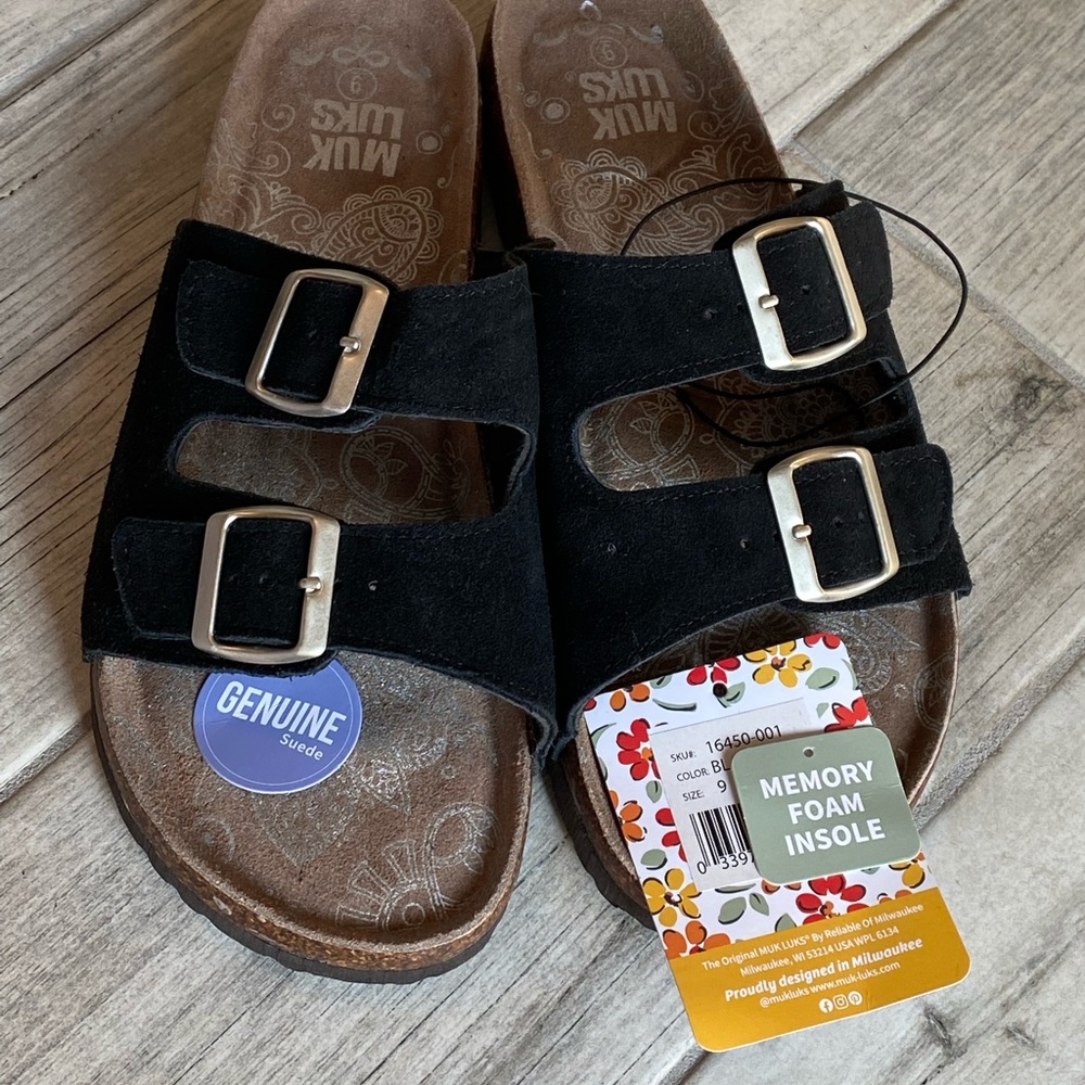 **BNWT** MUK LUKS SUEDE SLIDE SANDALS